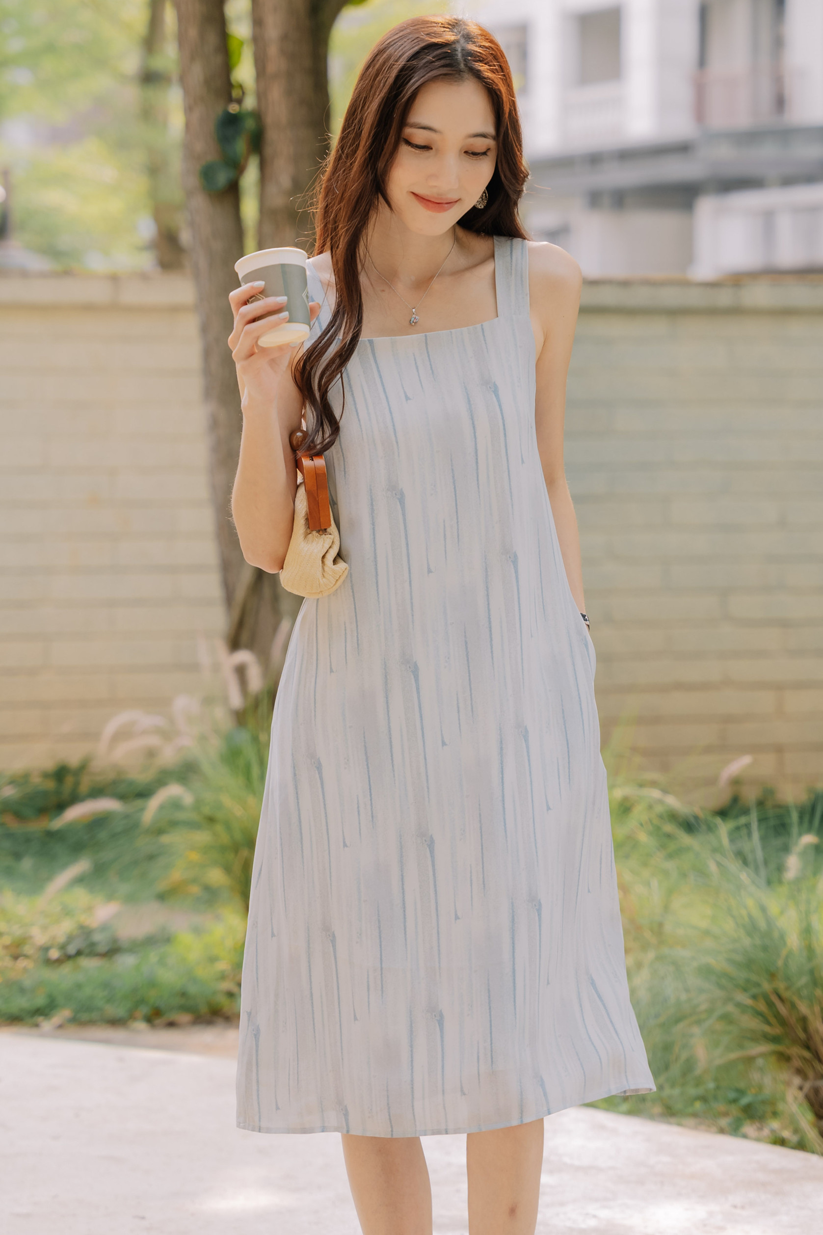 SQUARE NECK SHIFT DRESS PLAY YOUR CARDS RIGHT