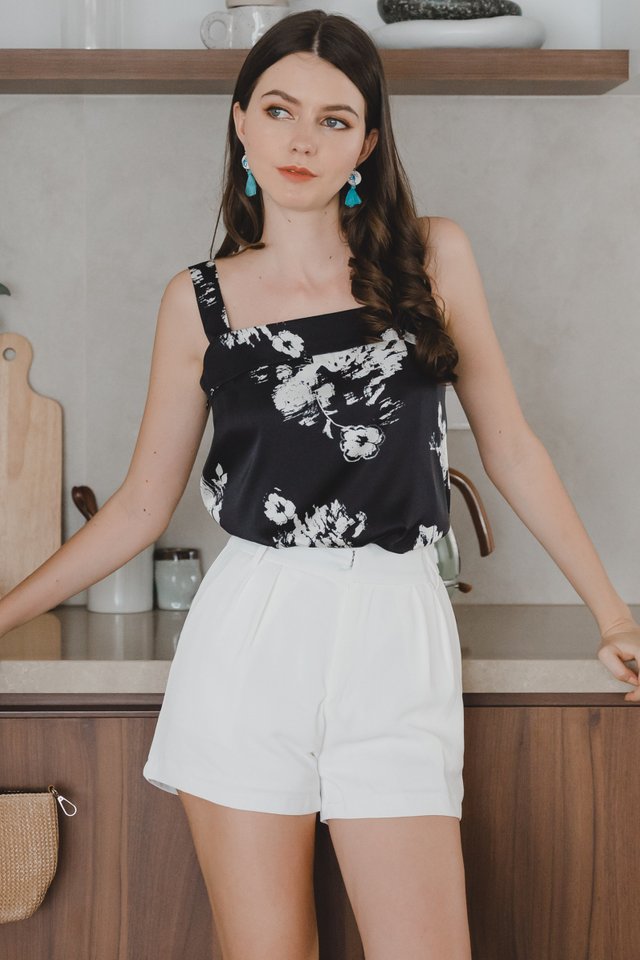 ACW Printed Thick Strap Flare Top in Black Floral