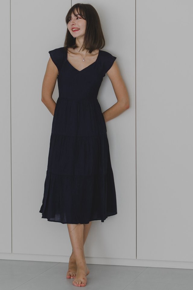 ACW Flutter Sleeve Textured Tiered Midi Dress in Navy