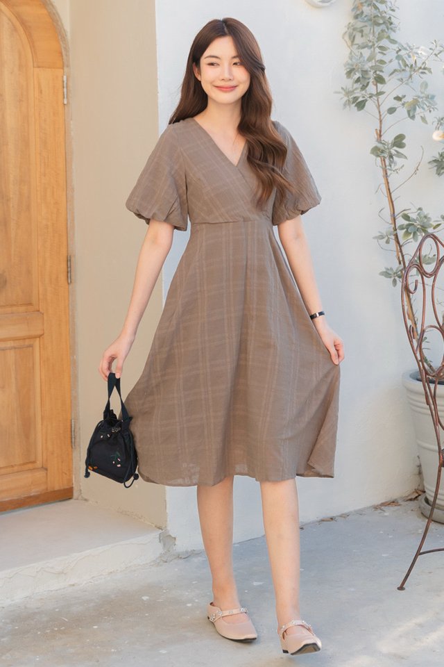 ACW Textured Panel Balloon Sleeve Midi Swing Dress in Olive