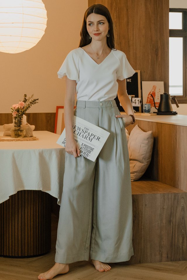 Elastic High Waisted Flare Trousers in Soft Grey