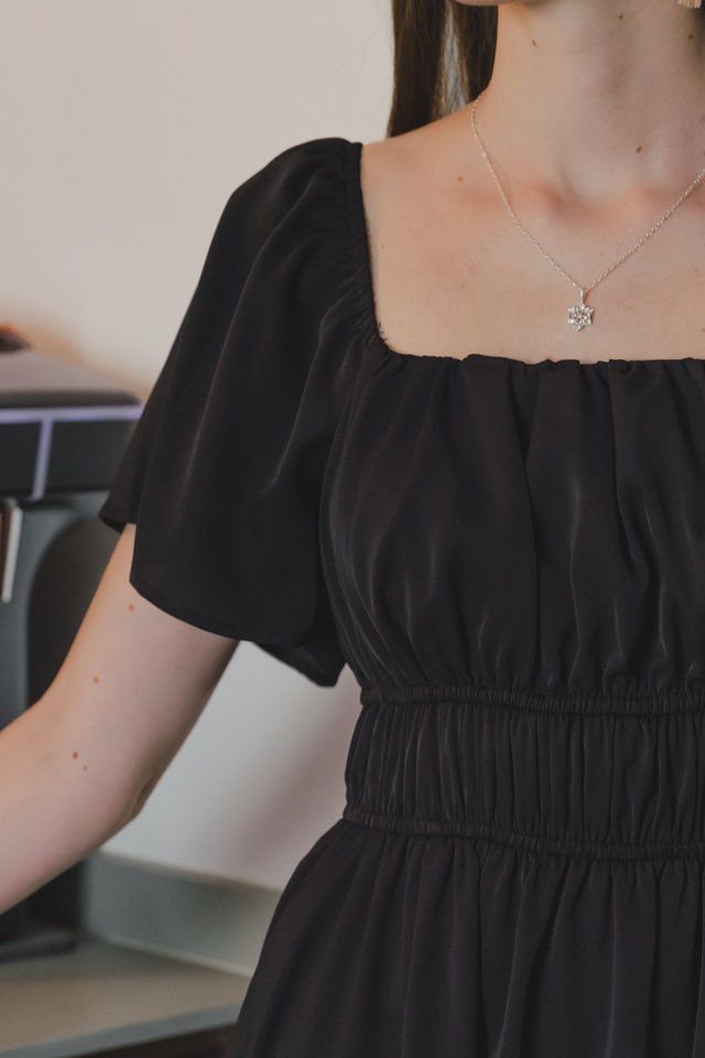 *Preorder* ACW Duo Elastic Waist Ruched Midi Dress in Black