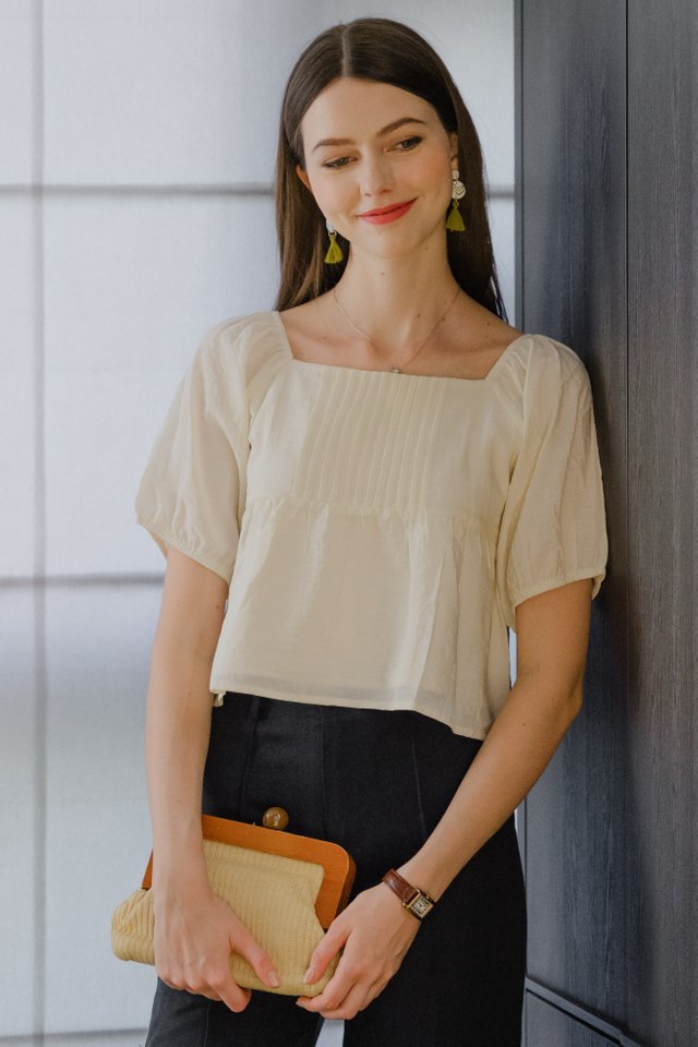 ACW Panel Lines Balloon Sleeve Babydoll Top in Ivory