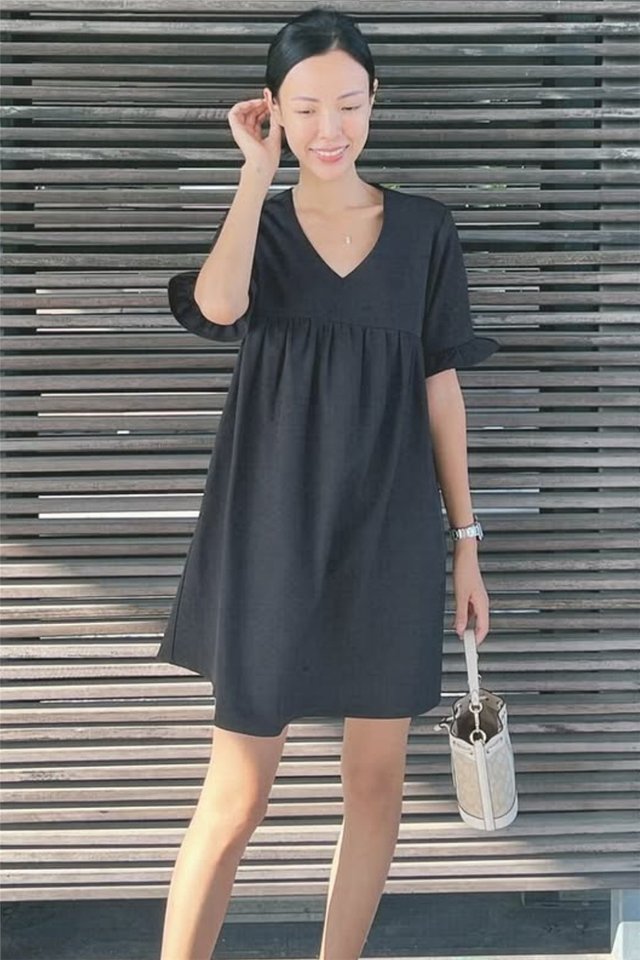 ACW Frilly Sleeve Pocket Babydoll Dress in Black