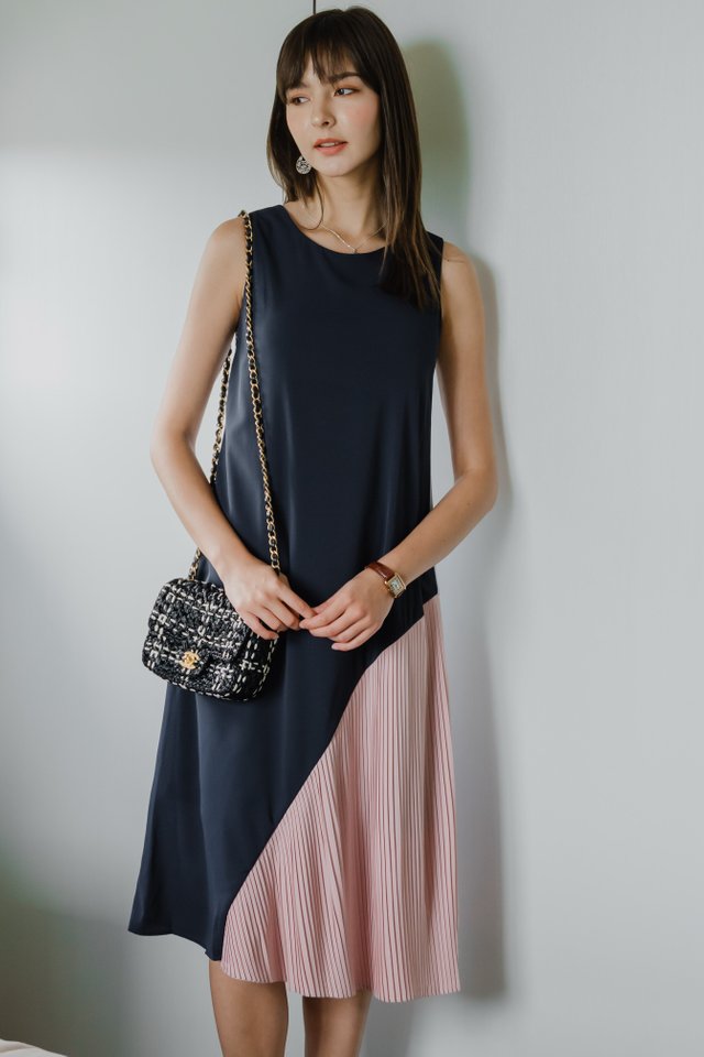 ACW Reversible Corner Pleats Midi Dress in Sky-Navy