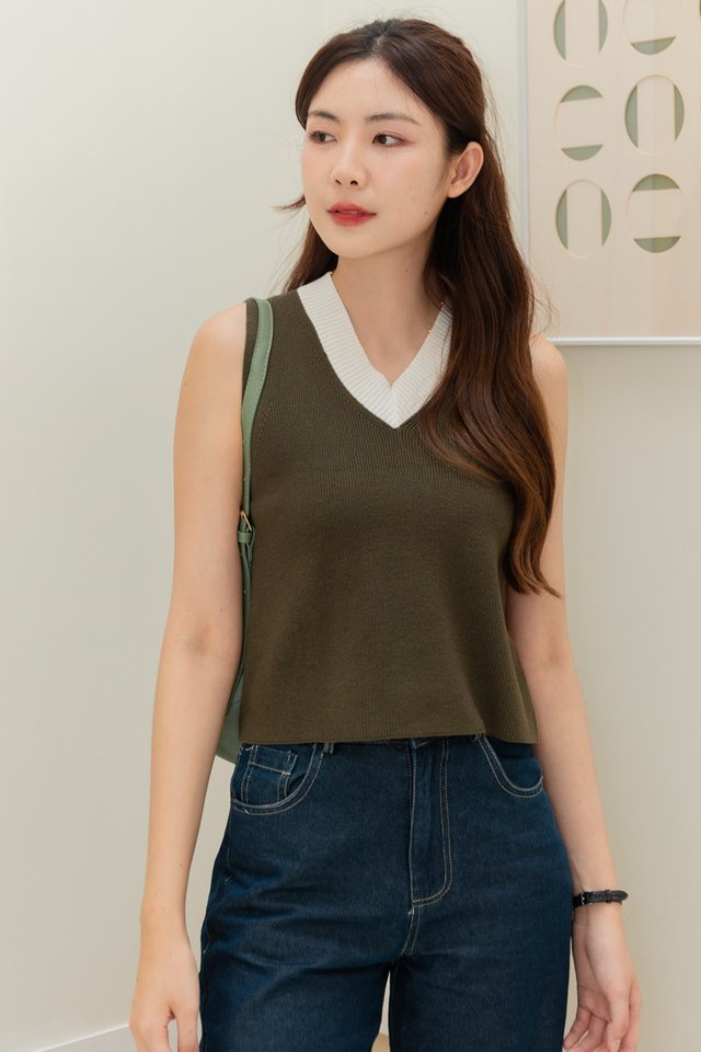 ACW Colourblock Panel V Neck Knit Top in Olive