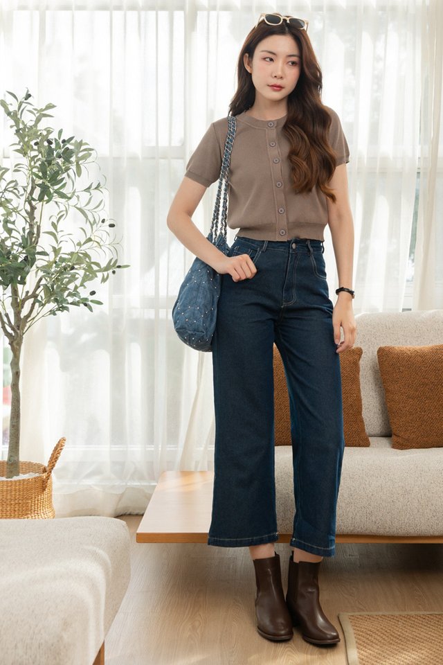 ACW Button Down Round Neck Sleeved Knit Top in Cocoa