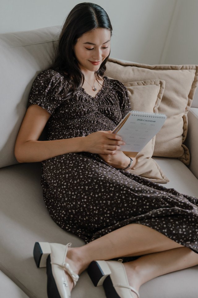 ACW Patterned Smock Sleeved Midi Dress in Cocoa Floral