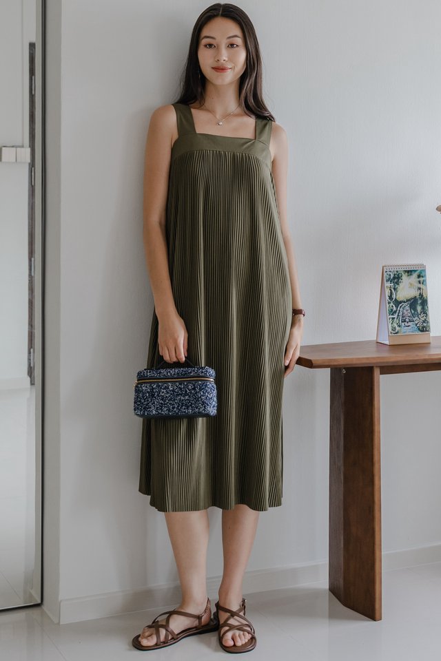 ACW V Back Fine Pleats Midi Dress in Deep Olive