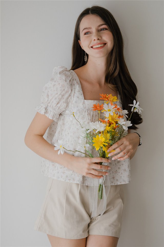 ACW Square Neck Bubble Puff Sleeve Blouse in White Petit Florals