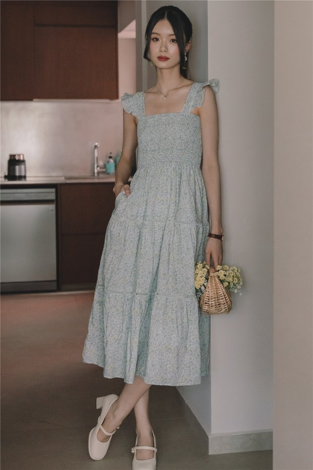 *Preorder* ACW Tiered Lattice Panels Smocked Midi Dress in Sky Florals
