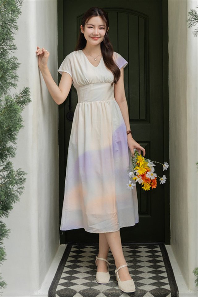 *Preorder* ACW In Full Colour Smock Waisted Sleeve Midi Dress