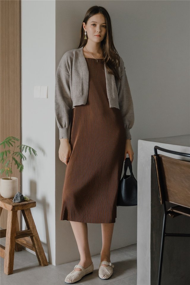 ACW Sleeveless Pleats Midi Dress in Cocoa