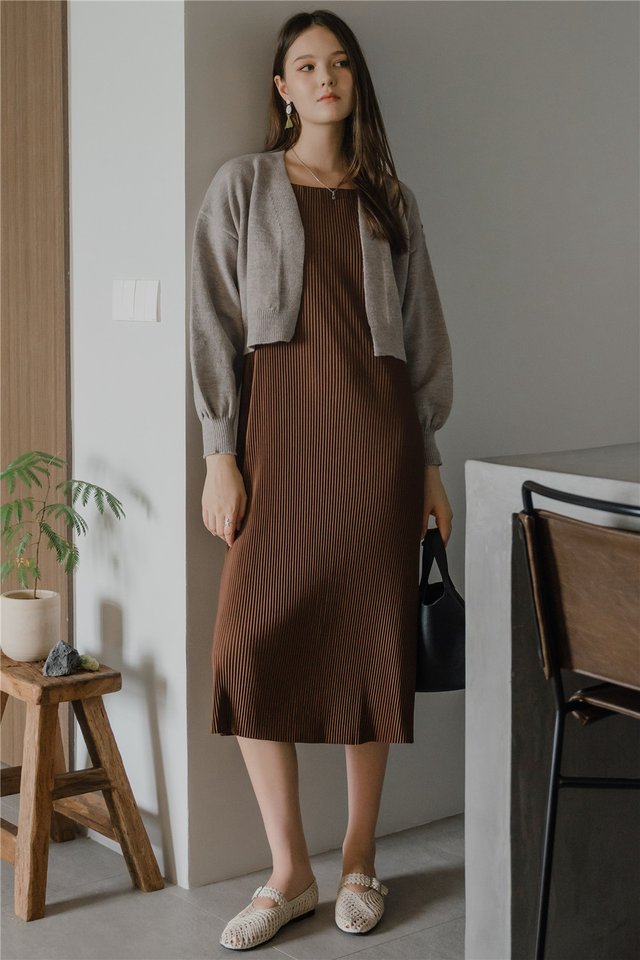 ACW Sleeveless Pleats Midi Dress in Cocoa