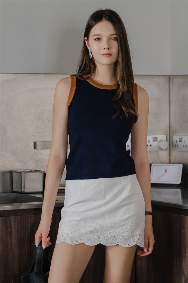*Preorder* ACW Contrast Piping Sleeveless Knit Top in Navy
