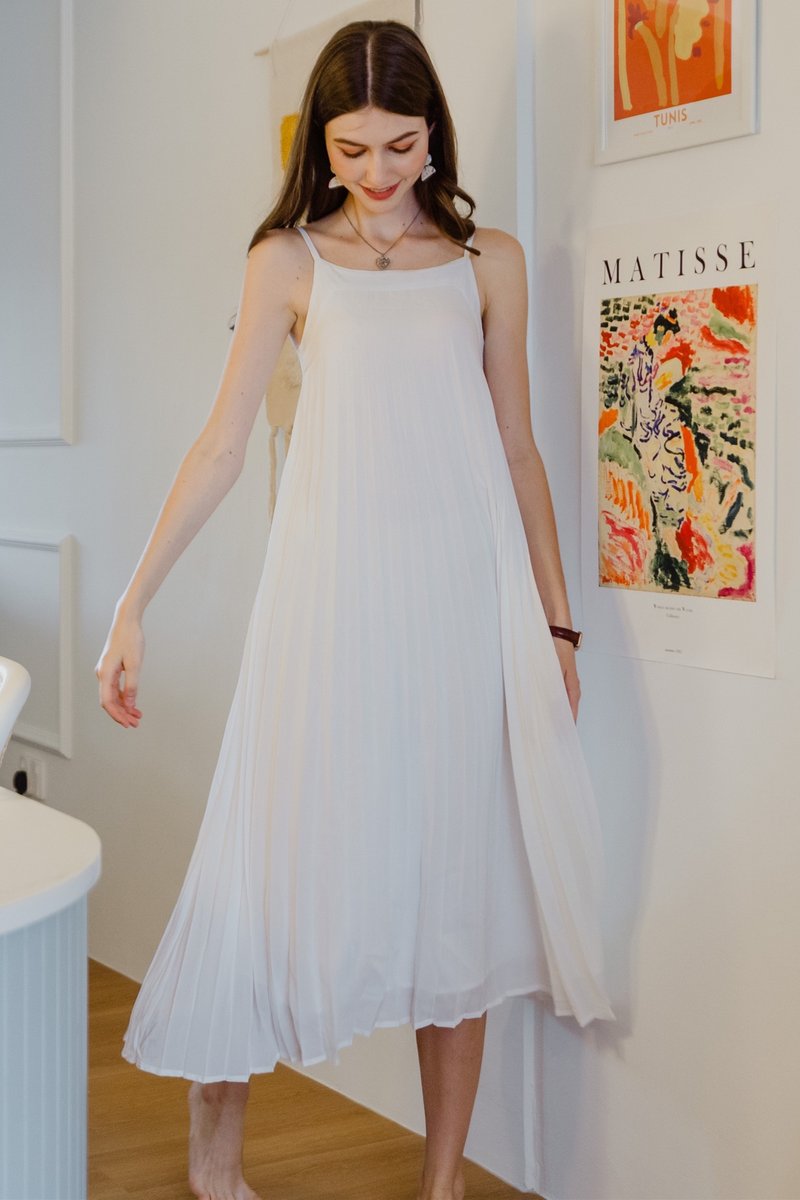 White chiffon deals pleated dress