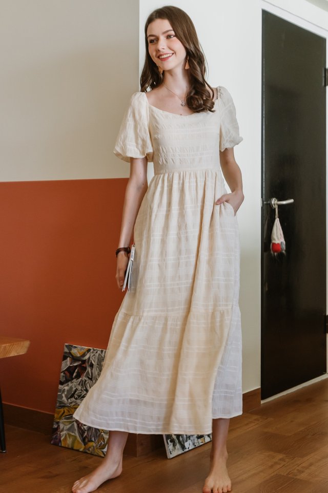 Textured Puff Sleeve Maxi Dress in Ivory