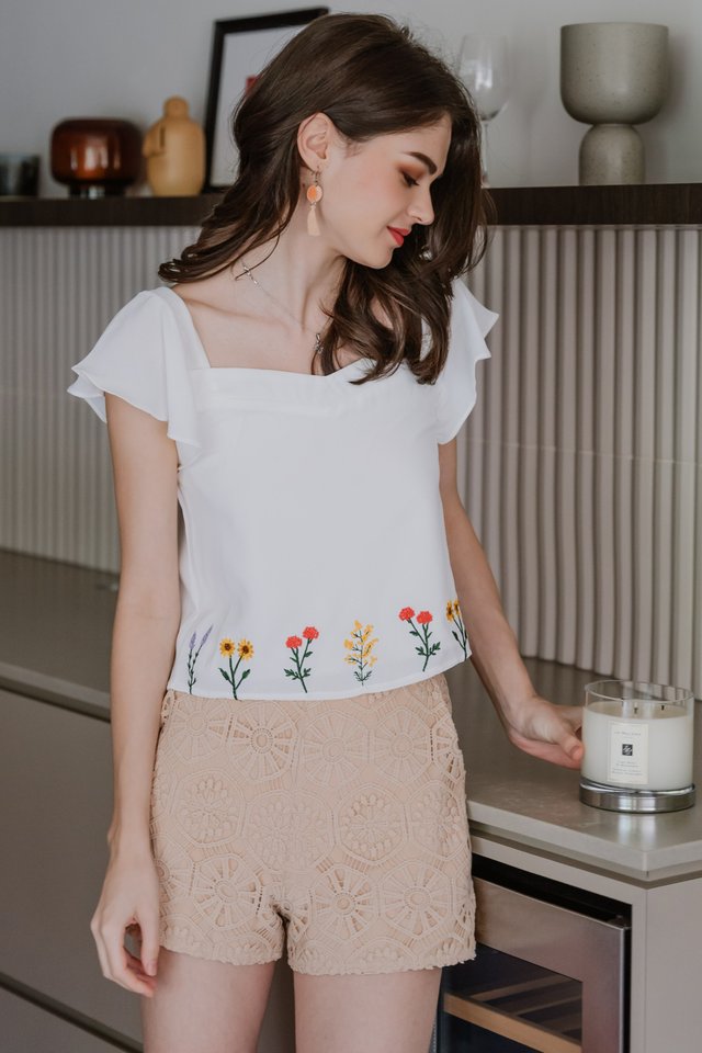 ACW Embroidery Sweetheart Flutter Sleeve Top in White